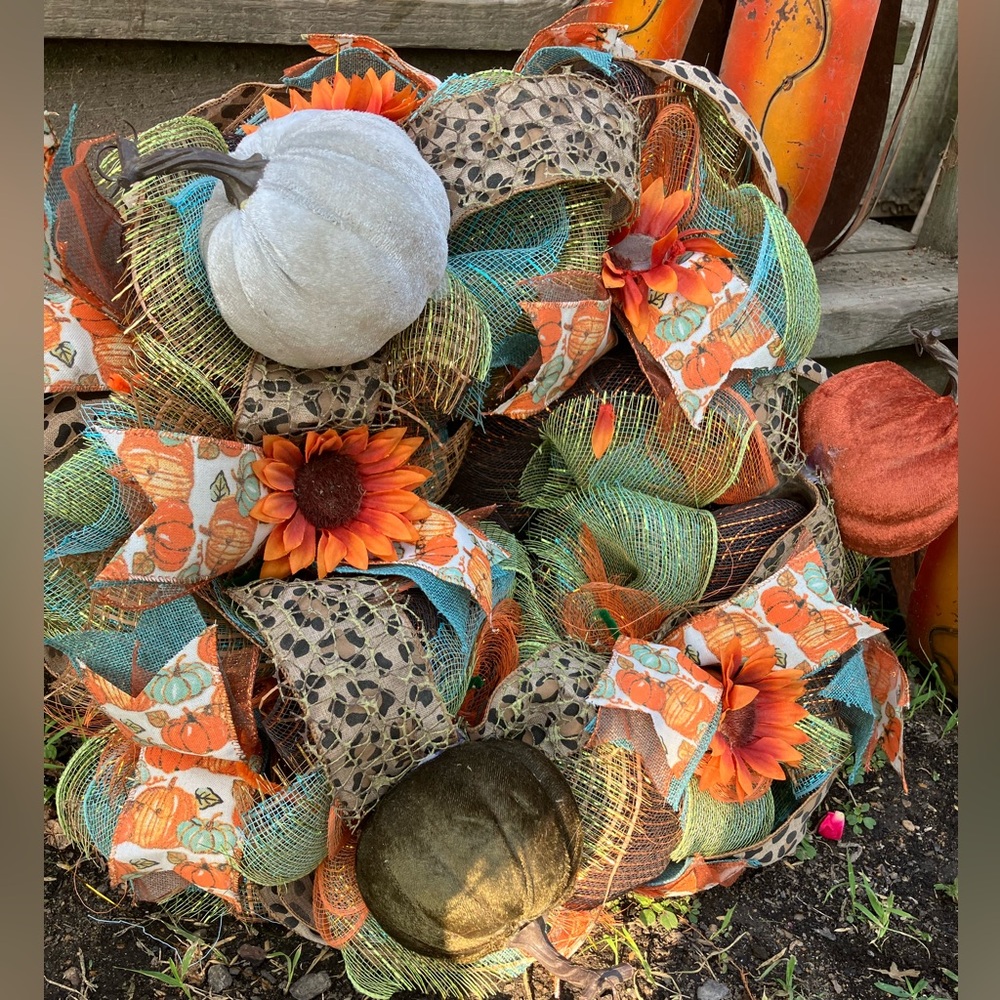 Custom fall wreath - Picture 2 of 6